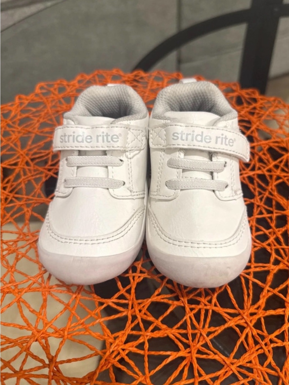 Stride Rite White Baby Walker Sneakers with Hook-and-Loop Strap